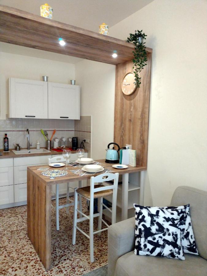 Ragusa Exclusive Flat With Terrace & Bbq ภายนอก รูปภาพ