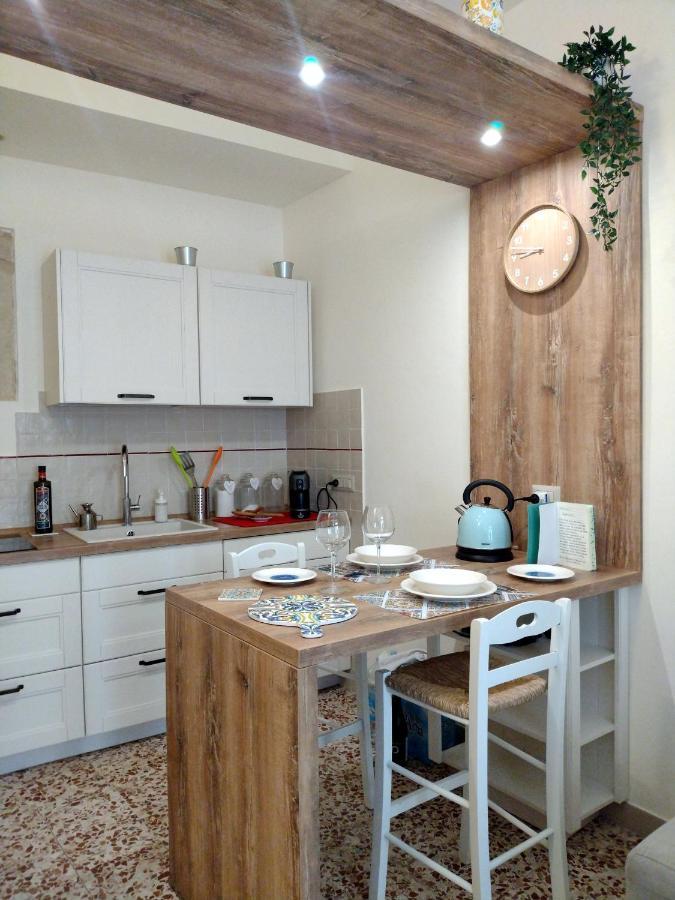 Ragusa Exclusive Flat With Terrace & Bbq ภายนอก รูปภาพ