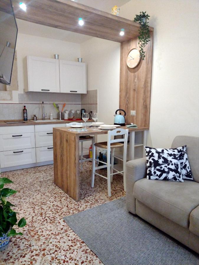 Ragusa Exclusive Flat With Terrace & Bbq ภายนอก รูปภาพ