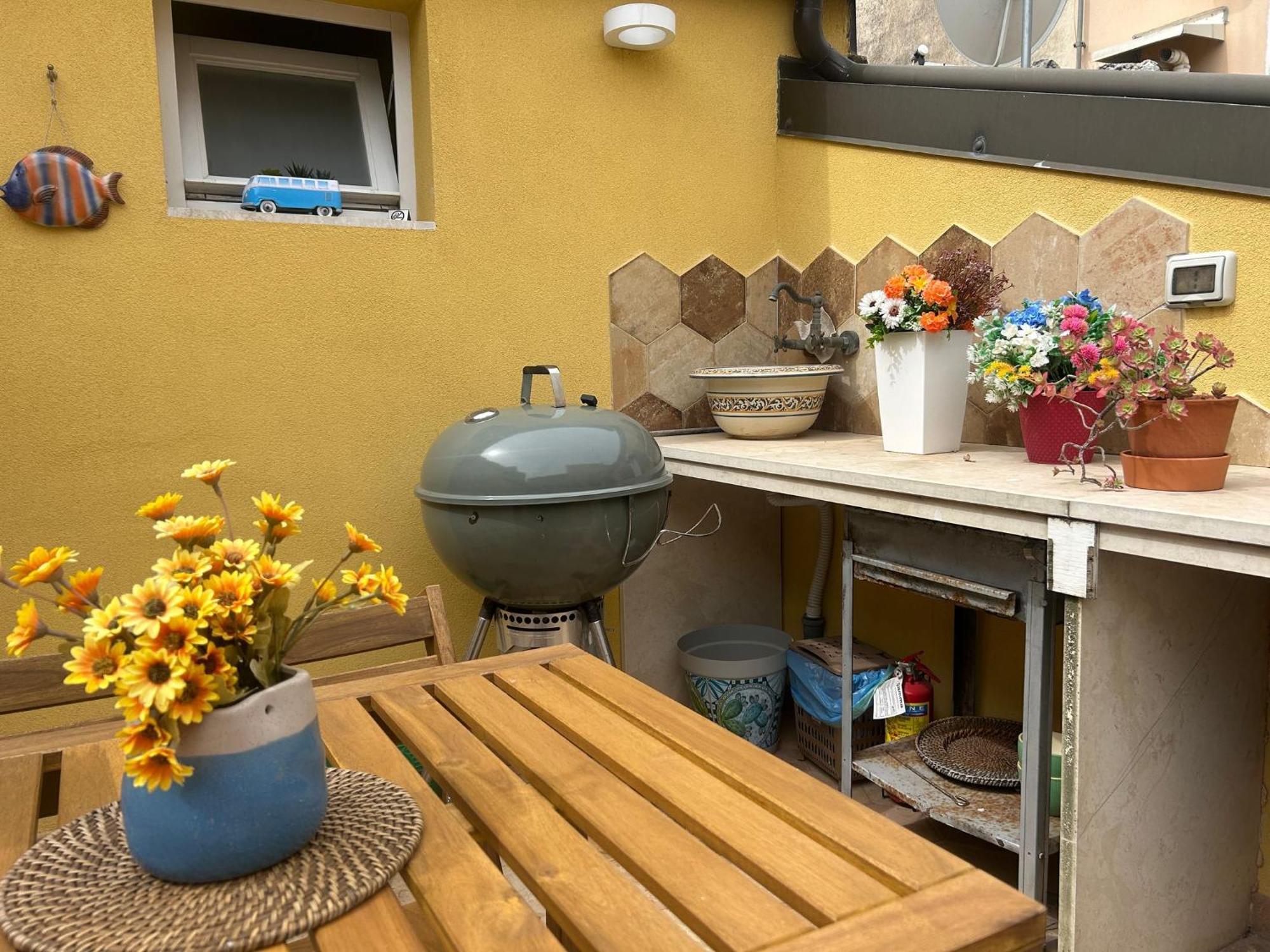 Ragusa Exclusive Flat With Terrace & Bbq ภายนอก รูปภาพ